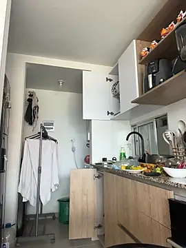 Ameellie online show from December 5, 2025, 5:11 pm