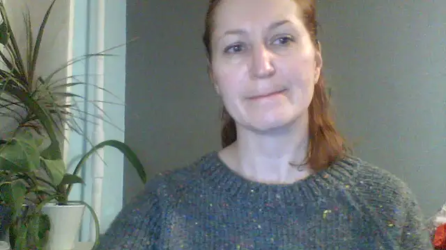 Snapshot of AmellyGrand chatting on February 27, 2025, 6:42 pm AmellyGrand online show from February 27, 2025, 6:42 pm
