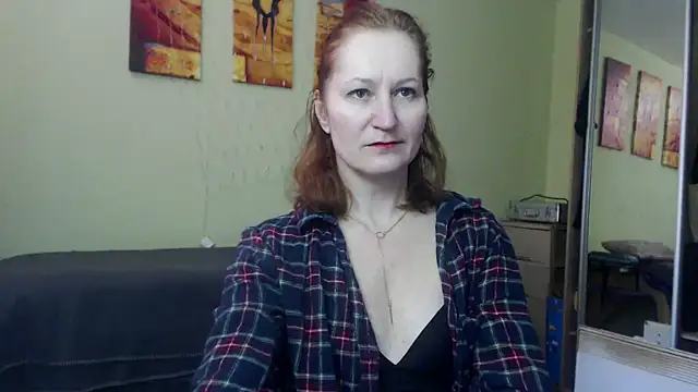 Snapshot of AmellyGrand chatting on February 24, 2025, 1:42 pm AmellyGrand online show from February 24, 2025, 1:42 pm