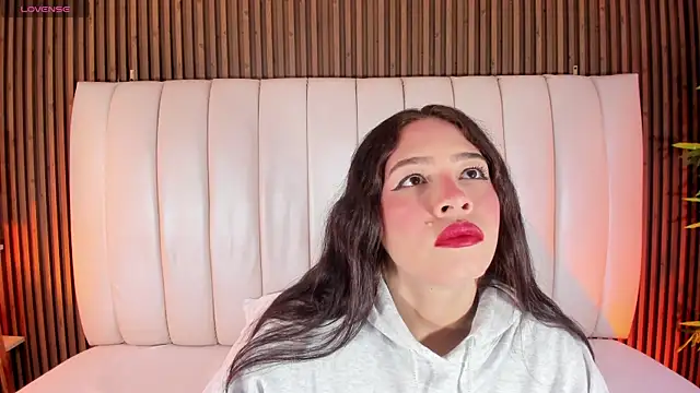 SaraRiley online show from February 26, 2026, 10:54 pm