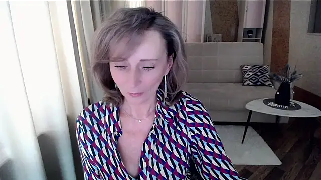 Snapshot of HornyMilf_777 chatting on February 20, 2025, 5:23 am HornyMilf 777 online show from February 20, 2025, 5:23 am