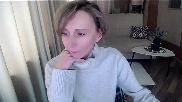 Snapshot of HornyMilf_777 chatting on March 1, 2025, 12:01 pm HornyMilf 777 online show from March 1, 2025, 12:01 pm