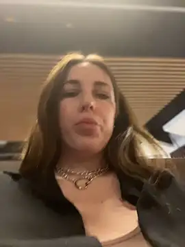 Snapshot of MommmyYummy chatting on March 2, 2026, 1:18 pm MommmyYummy online show from March 2, 2026, 1:18 pm