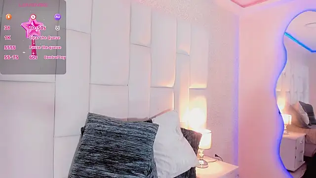 andrea alvarz online show from April 5, 2026, 4:52 am