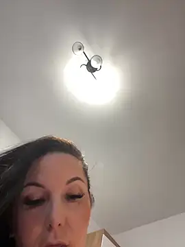 Snapshot of Carla_Angel chatting on April 1, 2026, 6:15 am Carla Angel online show from April 1, 2026, 6:15 am