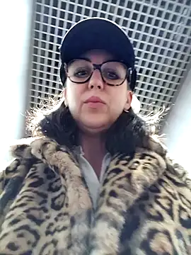 Snapshot of Ulyana72882 chatting on December 17, 2024, 3:38 pm Ulyana72882 online show from December 17, 2024, 3:38 pm