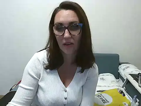 Snapshot of Ulyana72882 chatting on December 31, 2024, 9:28 pm Ulyana72882 online show from December 31, 2024, 9:28 pm