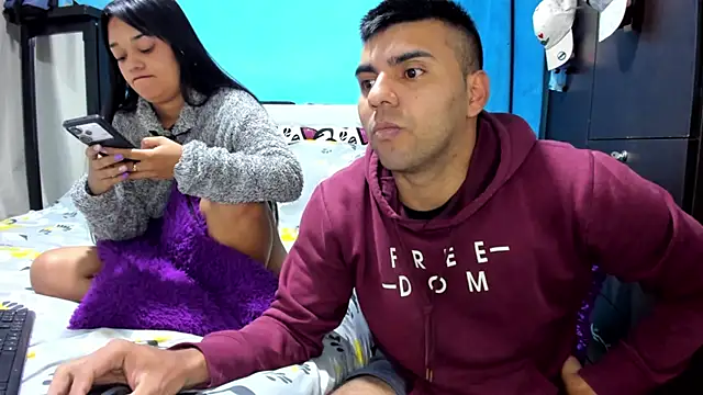 2ScarletandRyan8 online show from June 9, 2026, 8:59 am