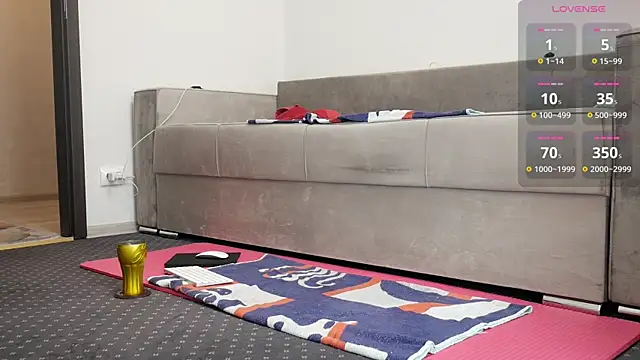 Carmela fox online show from April 1, 2026, 10:05 am