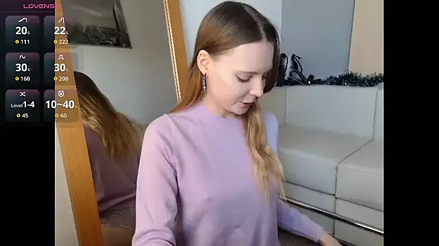 Snapshot of Frosty_Princess chatting on November 19, 2025, 12:38 pm Frosty Princess online show from November 19, 2025, 12:38 pm