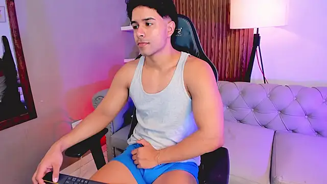 liam collins21 online show from November 22, 2025, 12:04 pm