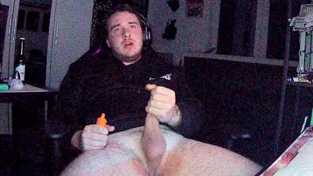 Longcock3345 online show from October 21, 2025, 5:23 pm