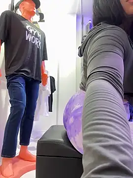 kim monti online show from November 16, 2025, 11:04 am