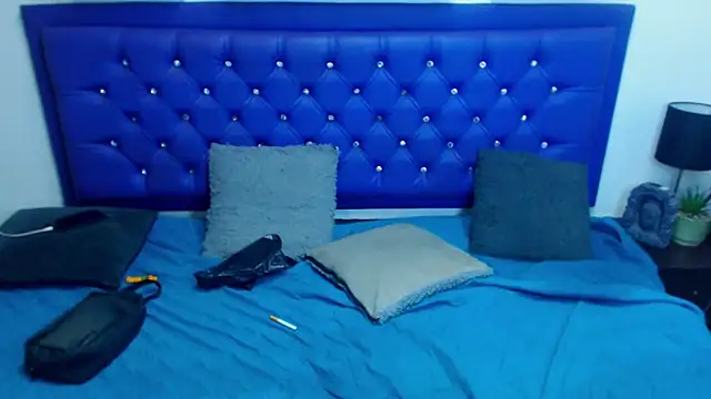 kiwii nasty online show from February 15, 2026, 2:34 am