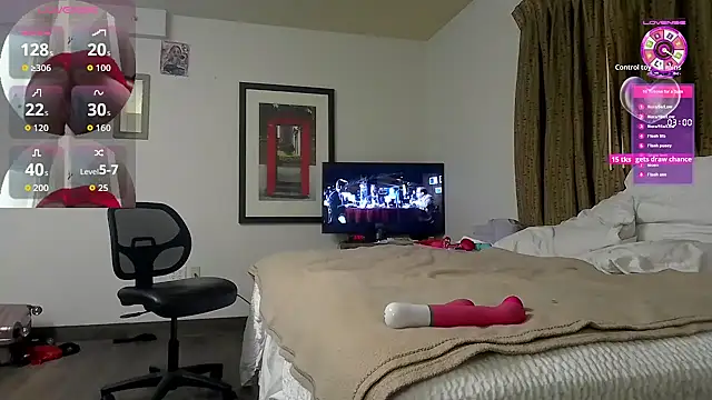 Snapshot of SexyRed247365 chatting on September 30, 2025, 10:54 am SexyRed247365 online show from September 30, 2025, 10:54 am