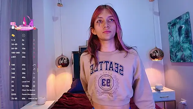 Feniix   online show from April 24, 2026, 4:47 am