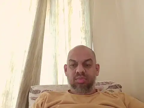 Snapshot of horsepower8283 chatting on February 25, 2026, 2:12 am horsepower8283 online show from February 25, 2026, 2:12 am