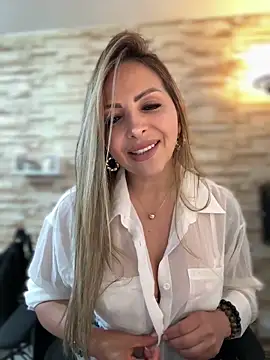  Abril-Office1 online show from March 13, 2026, 4:12 pm