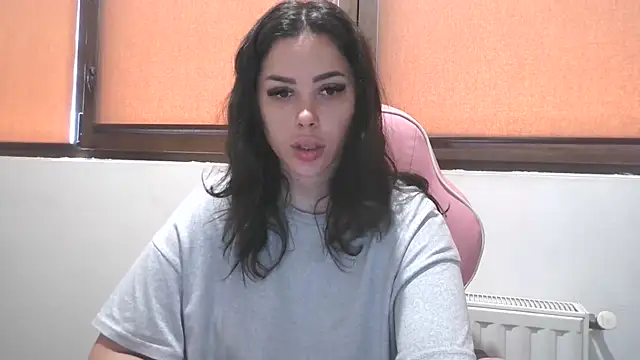 Snapshot of LovelyJulliette chatting on July 19, 2026, 10:56 am LovelyJulliette online show from July 19, 2026, 10:56 am
