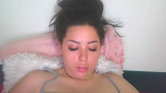 Snapshot of LovelyJulliette chatting on June 22, 2026, 1:41 pm LovelyJulliette online show from June 22, 2026, 1:41 pm