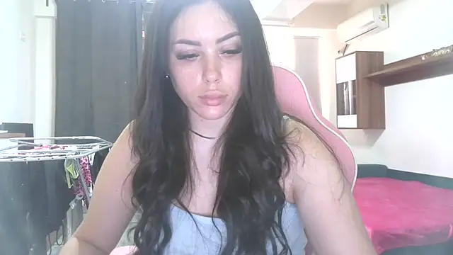 Snapshot of LovelyJulliette chatting on June 20, 2026, 3:06 pm LovelyJulliette online show from June 20, 2026, 3:06 pm