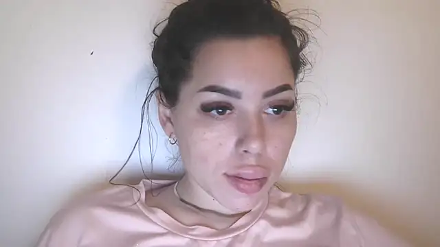 LovelyJulliette online show from February 11, 2026, 6:19 pm