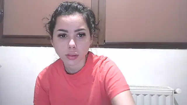 LovelyJulliette online show from February 17, 2026, 1:19 pm