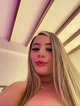 Snapshot of natashasweet chatting on February 25, 2026, 3:29 am natashasweet online show from February 25, 2026, 3:29 am