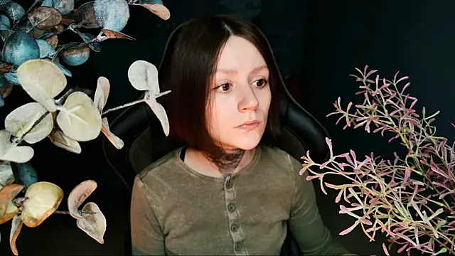 Snapshot of VeliraBraitberg chatting on March 14, 2025, 8:10 am VeliraBraitberg online show from March 14, 2025, 8:10 am