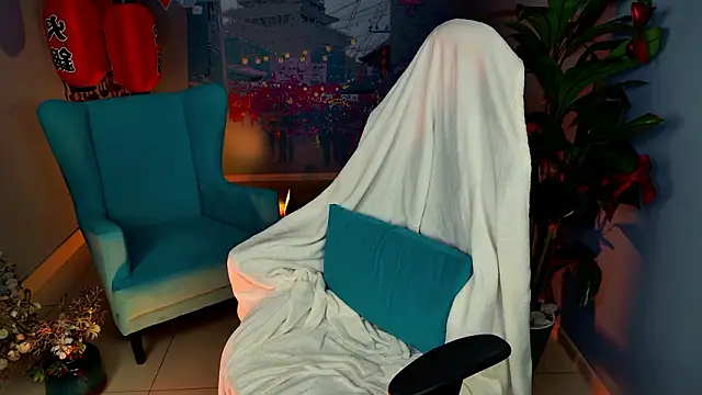 VeliraBraitberg online show from March 19, 2026, 1:55 pm