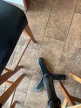 Adventurehotman online show from November 4, 2025, 1:59 pm