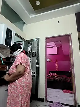 Snapshot of RESHMA_21 chatting on March 1, 2025, 2:34 pm RESHMA 21 online show from March 1, 2025, 2:34 pm