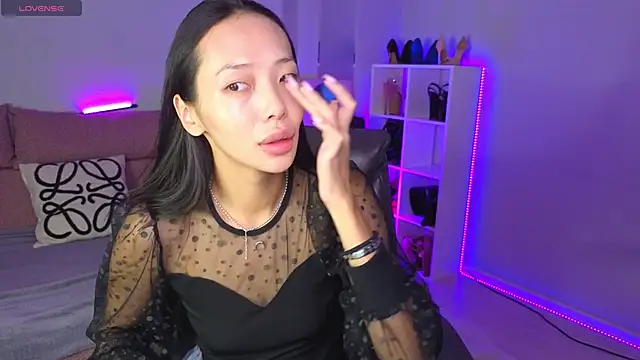  MIURA  online show from October 20, 2025, 12:56 am