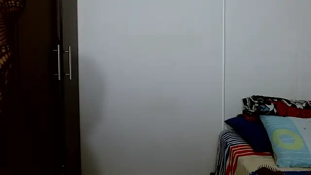 luisaqueenxxx online show from April 9, 2026, 8:26 pm