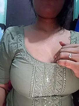 Snapshot of Kavita_ji chatting on May 5, 2026, 2:31 pm Kavita ji online show from May 5, 2026, 2:31 pm