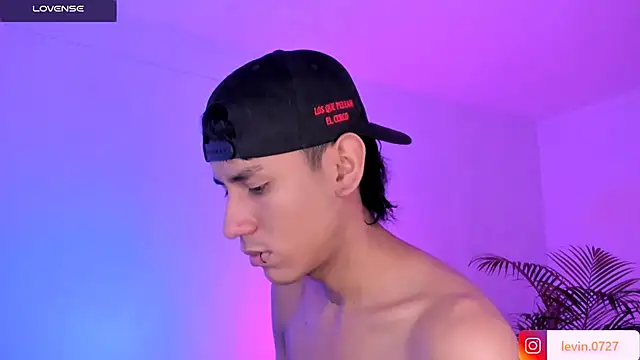 Levin Hikaru online show from October 30, 2025, 7:50 am