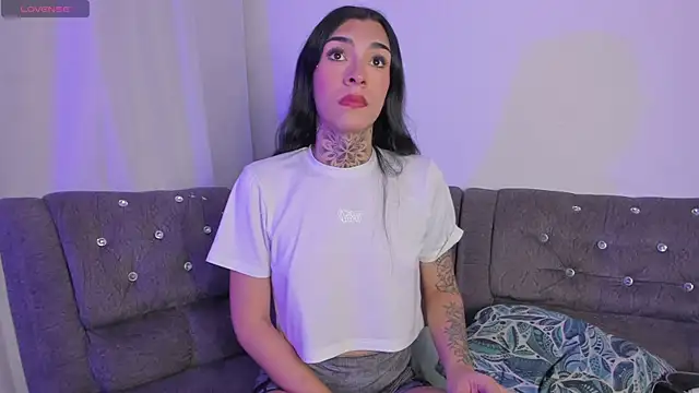 Camila Coxx online show from August 4, 2026, 5:01 am