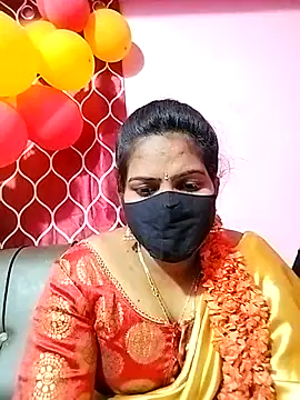 melina214 online show from February 24, 2025, 4:47 pm