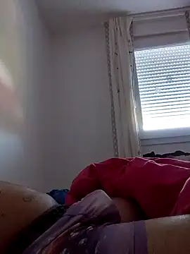 Snapshot of Geniusxl chatting on October 28, 2025, 12:59 pm Geniusxl online show from October 28, 2025, 12:59 pm