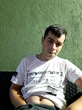 Snapshot of hornny1995 chatting on July 25, 2026, 6:36 pm hornny1995 online show from July 25, 2026, 6:36 pm