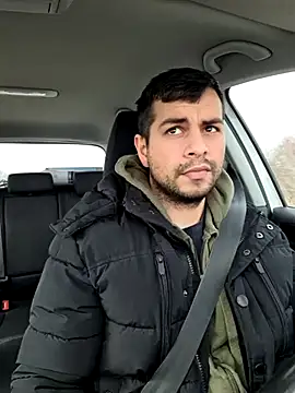 Snapshot of hornny1995 chatting on February 13, 2025, 11:06 am hornny1995 online show from February 13, 2025, 11:06 am