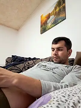 Snapshot of hornny1995 chatting on January 11, 2025, 4:14 pm hornny1995 online show from January 11, 2025, 4:14 pm