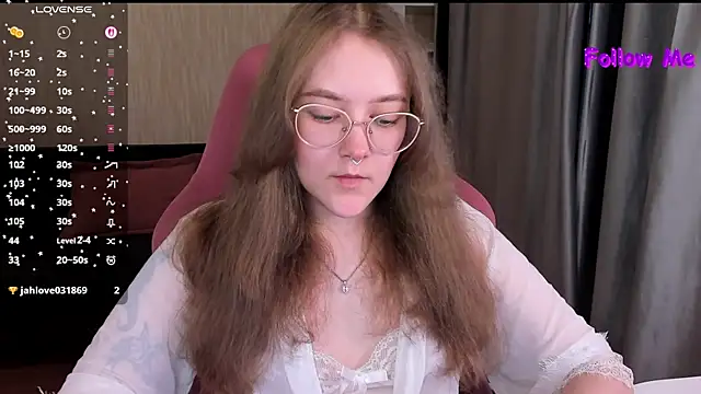 Snapshot of bunny_bubble chatting on July 19, 2026, 11:34 pm bunny bubble online show from July 19, 2026, 11:34 pm
