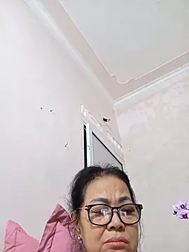 Hotestlove online show from March 10, 2026, 1:48 pm