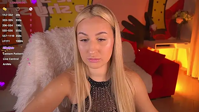 LiaBrazzerr online show from December 15, 2025, 2:34 pm