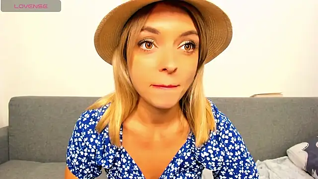  ellen meow  online show from November 7, 2025, 9:30 pm