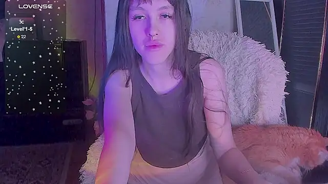 Snapshot of Sofagreen_ chatting on December 19, 2025, 1:31 am Sofagreen online show from December 19, 2025, 1:31 am