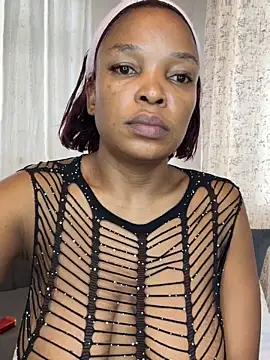 slimcateee online show from March 1, 2026, 6:46 am