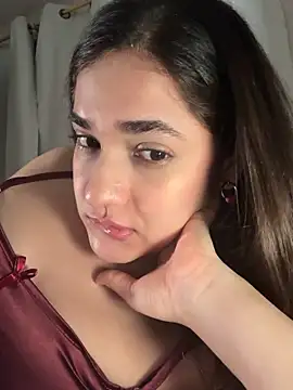 CuteeRose online show from February 3, 2026, 8:52 am