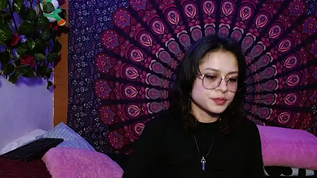 AbbySccott online show from March 21, 2025, 1:13 am